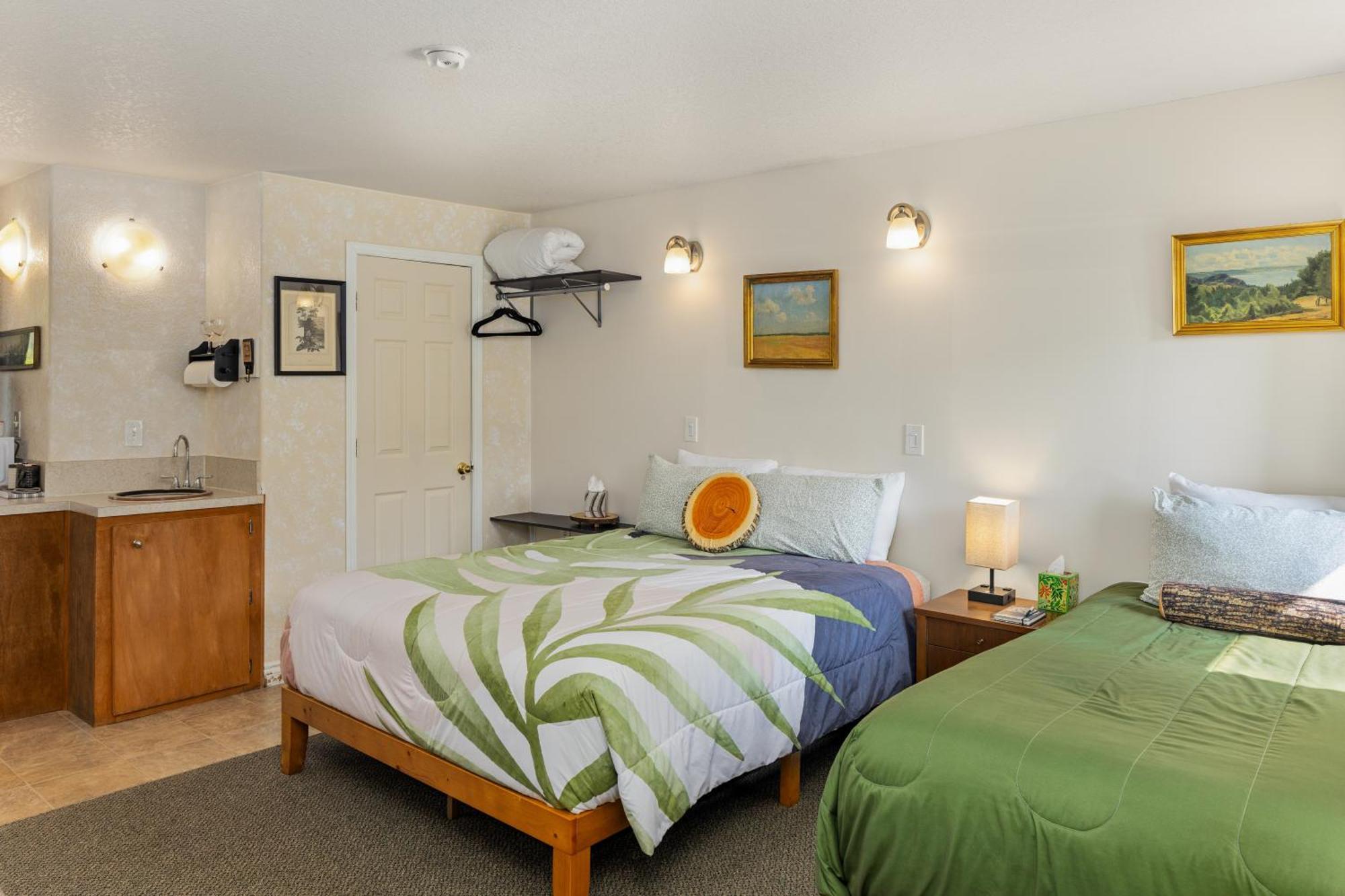 Wheeler On The Bay Lodge And Marina Екстер'єр фото
