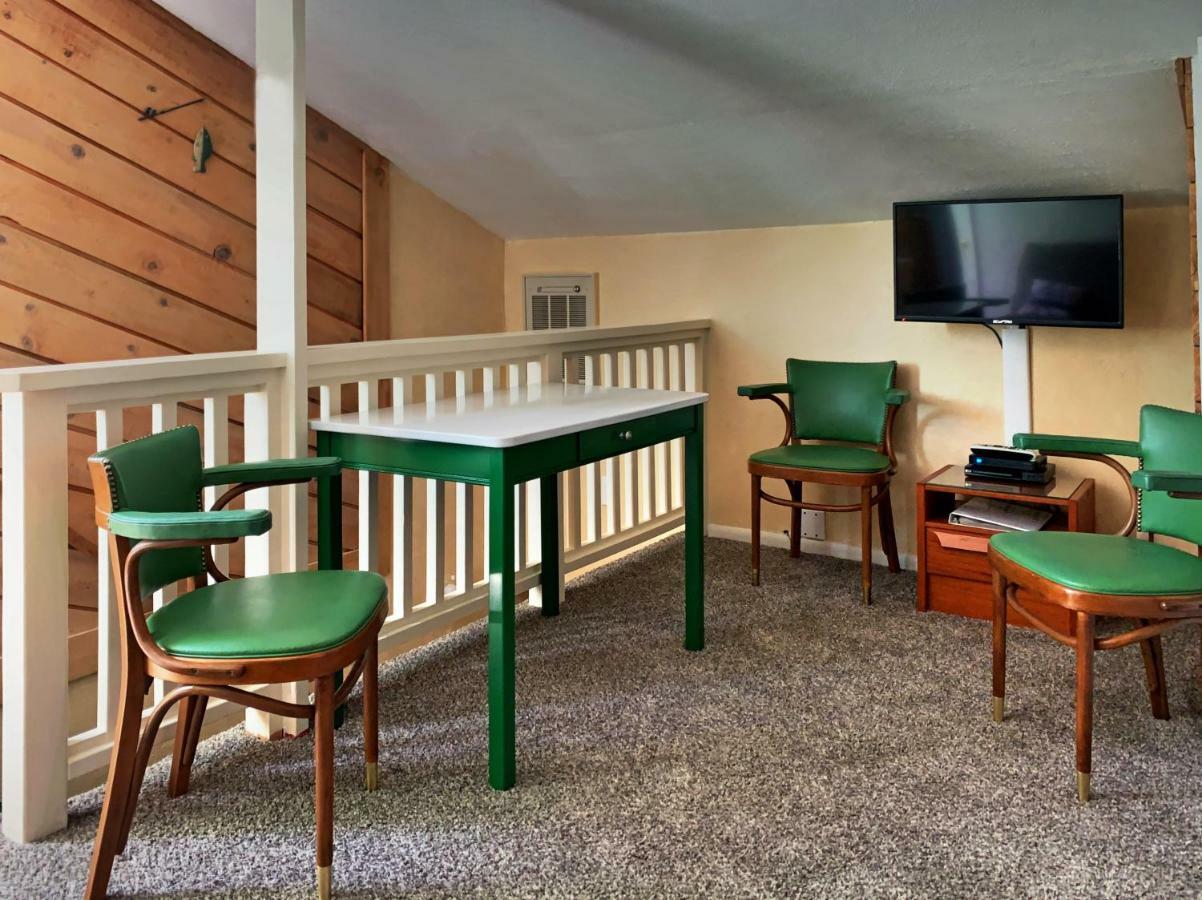 Wheeler On The Bay Lodge And Marina Екстер'єр фото