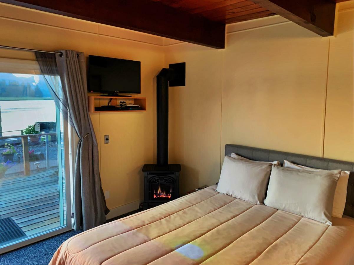 Wheeler On The Bay Lodge And Marina Екстер'єр фото